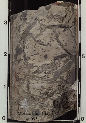 Mosaic flint clay in core (095). Note the fragments maintain their original positions.