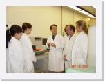 Xiong_teaching * 500 x 375 * (28KB)