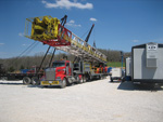 Raising the derrick on April 18, 2009.