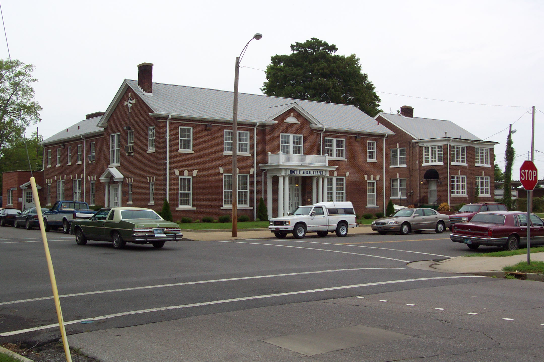 Paducah / RothFuneralHome.jpg